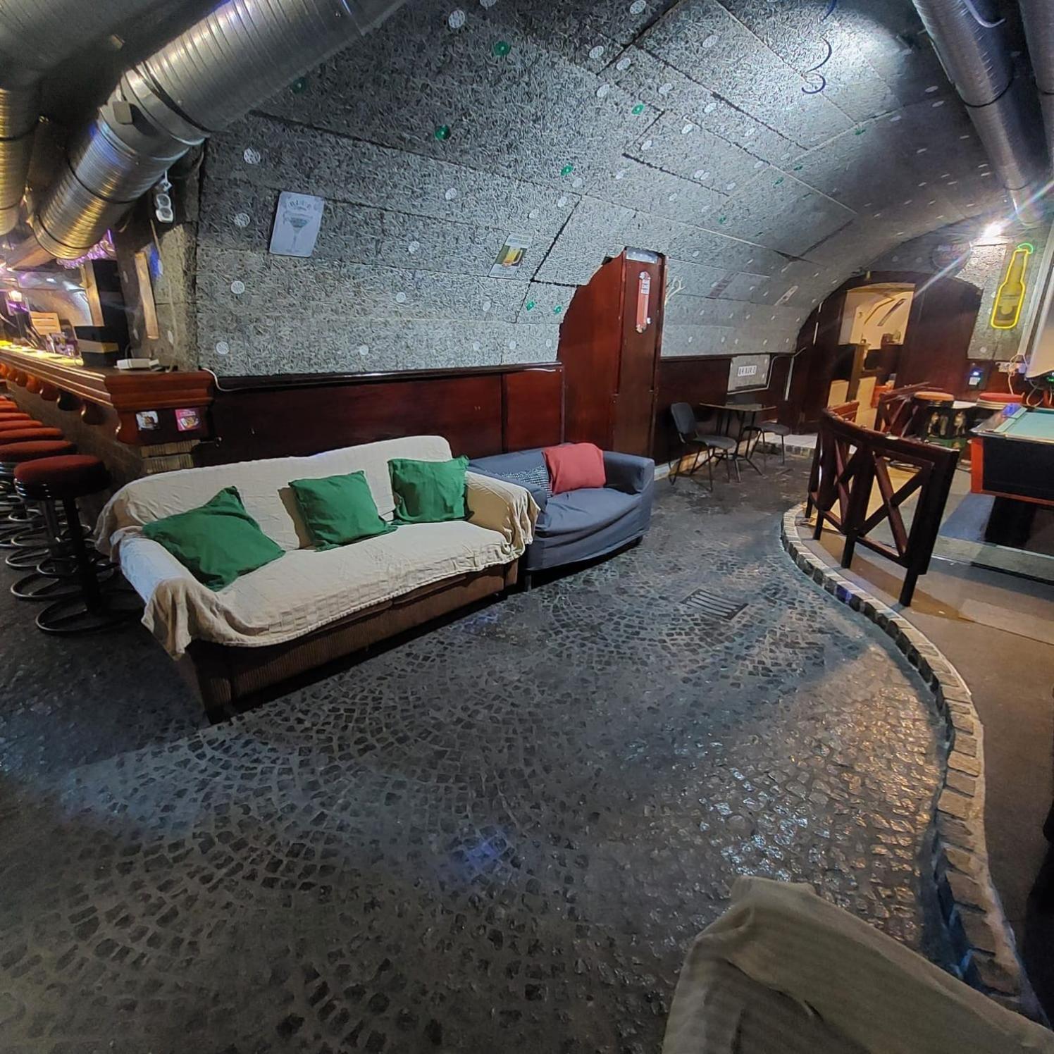 Whole Basement Former Pub 5 For Stag Do Budapest Eksteriør billede